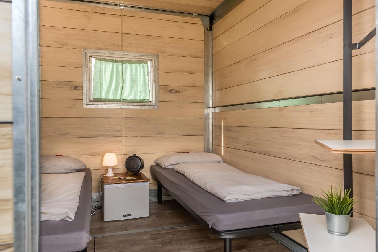Oktoberfest Wiesn Camp Lodge Мюнхен Экстерьер фото